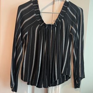 Off the shoulder long sleeve